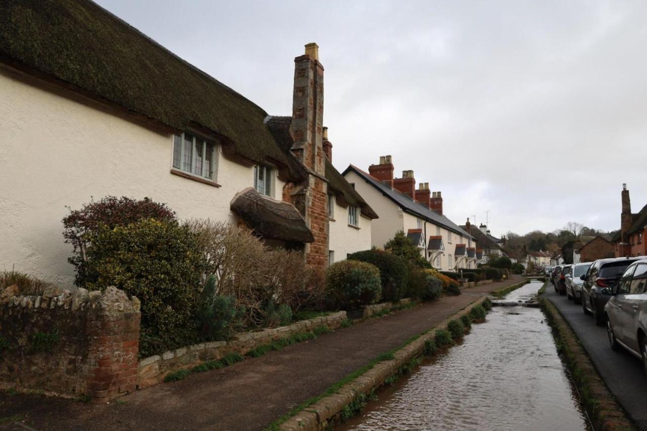 Otterton Thatched Cottage, Beautiful Village Near The Sea מראה חיצוני תמונה